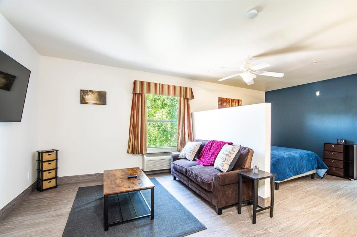 Vistas 216- Renovated Central Sierra Vista Long Term Discounts Buitenkant foto