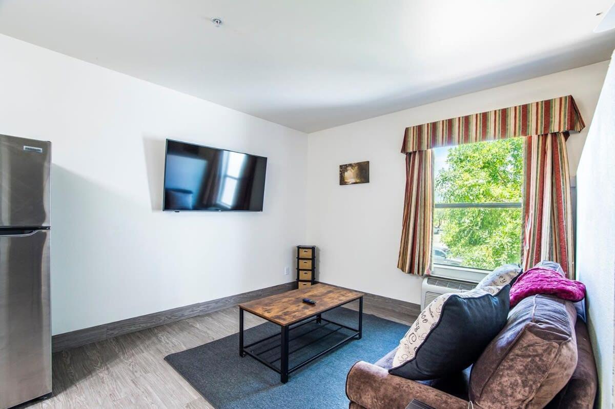 Vistas 216- Renovated Central Sierra Vista Long Term Discounts Buitenkant foto