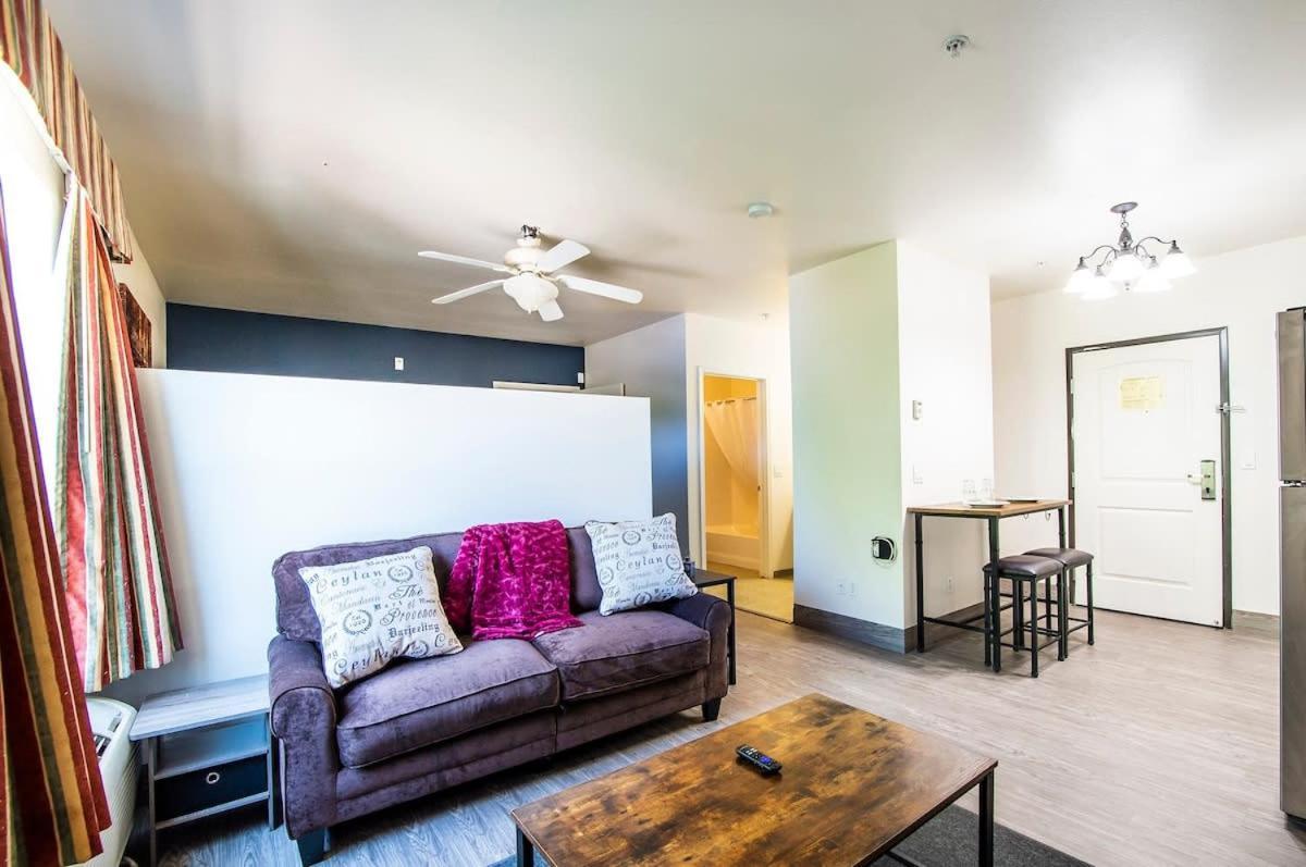 Vistas 216- Renovated Central Sierra Vista Long Term Discounts Buitenkant foto
